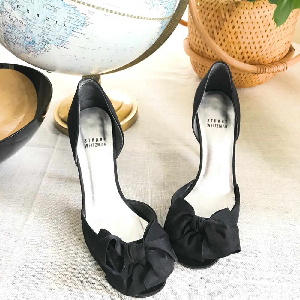 STUART WEITZMAN Peep Toe Slip-on Pumps